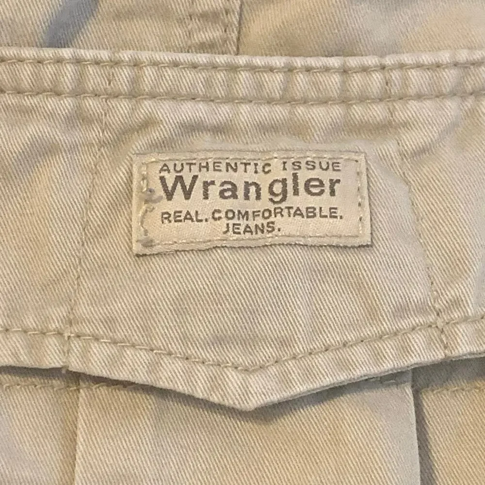 Wrangler Authentics Mens Classic Cargo Shorts Khaki Tan 44 Outdoors Chore Hiking